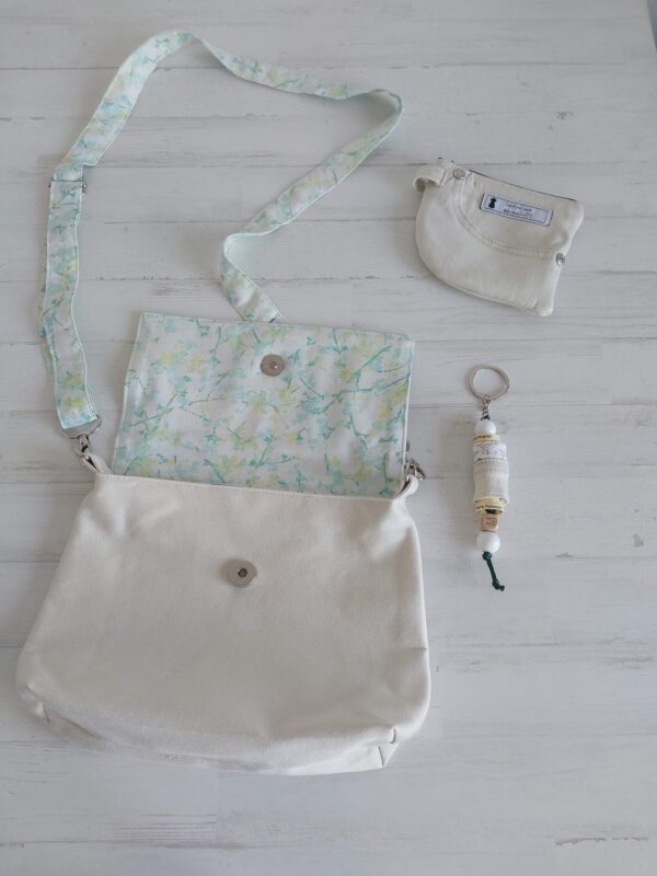 Bolso beige, monedero y llavero mixto - Imagen 2