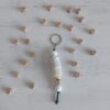 Llavero mixto beige-blanco - Imagen 2