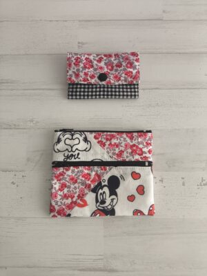 Monedero y tarjetero Mickey y flores