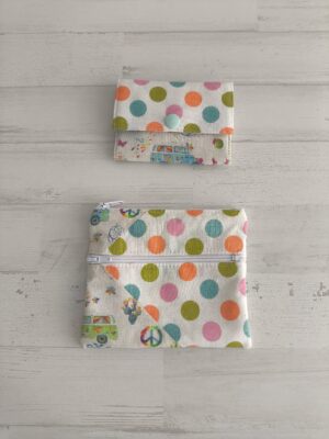 Monedero y tarjetero lunares y motivos hippies